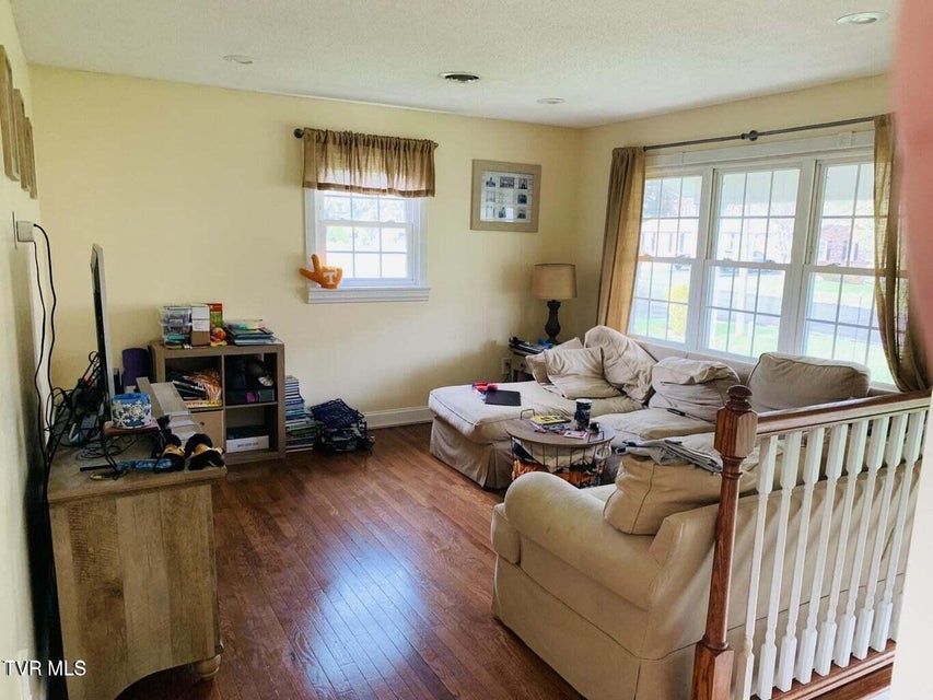 Photo #11: 324 Bellehaven Drive