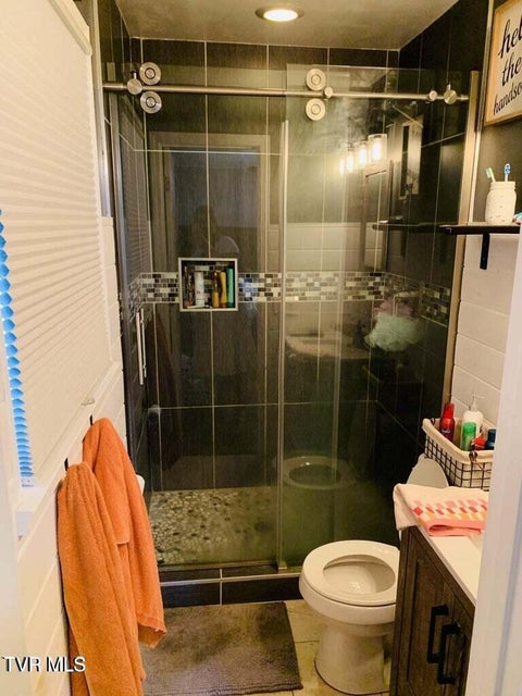 Photo #12: 324 Bellehaven Drive