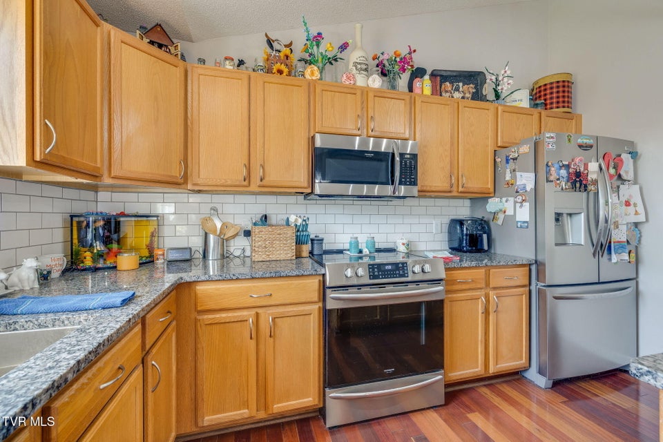 Photo #8: 2324 Louita Avenue