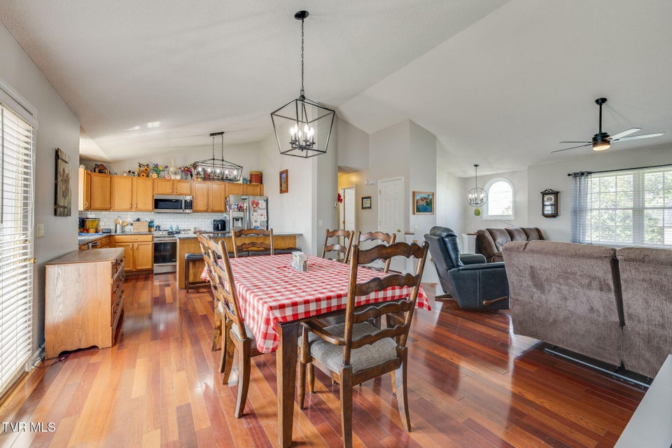 Photo #10: 2324 Louita Avenue