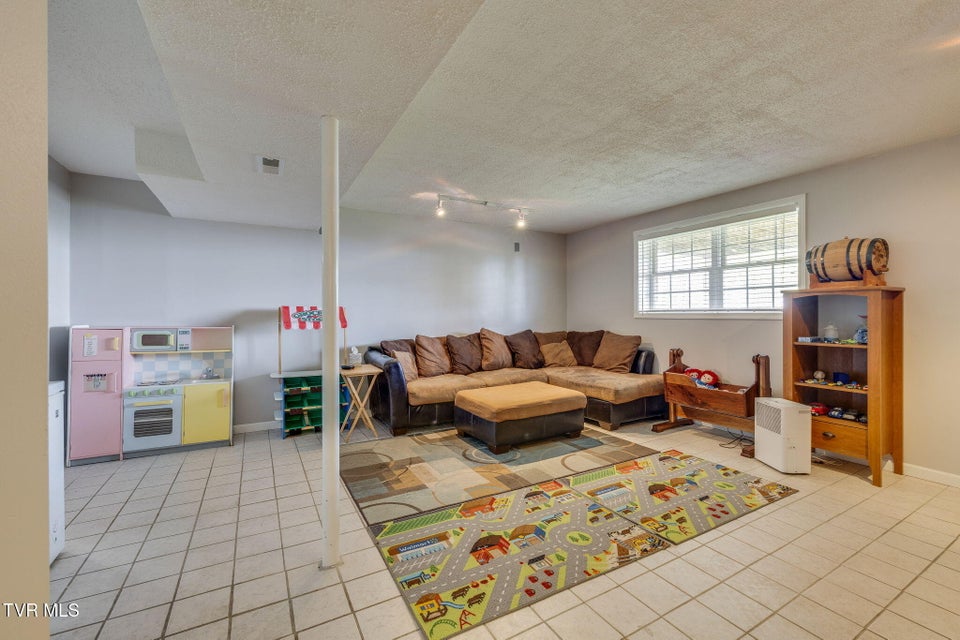 Photo #26: 2324 Louita Avenue