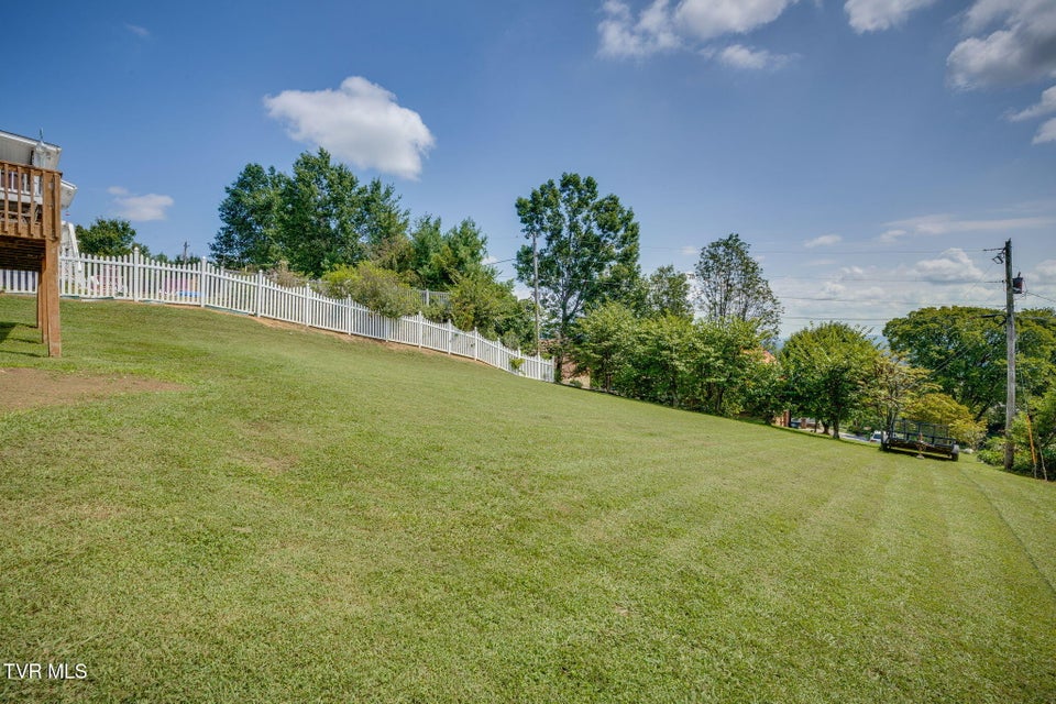 Photo #33: 2324 Louita Avenue