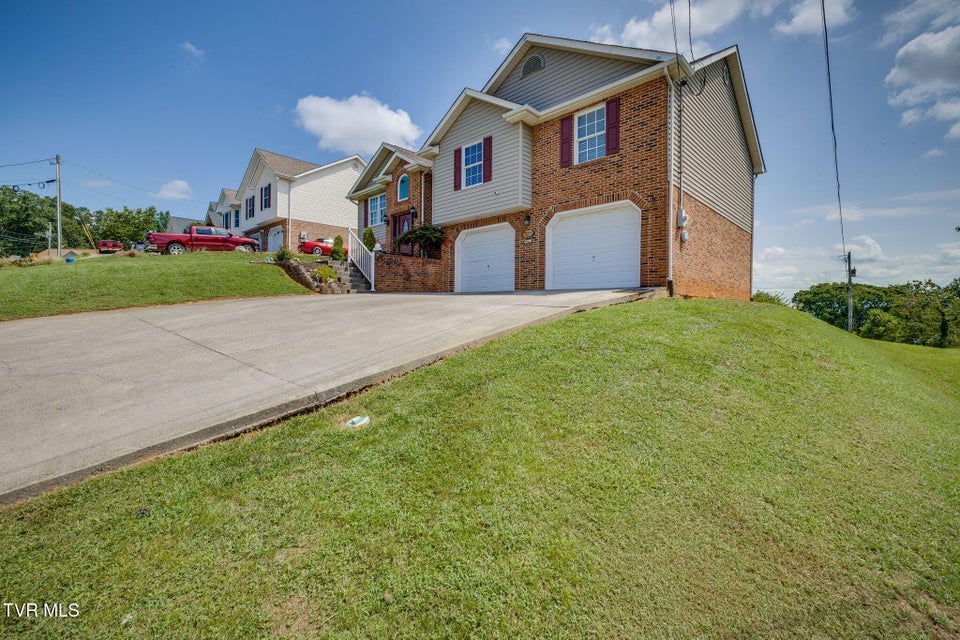 Photo #40: 2324 Louita Avenue