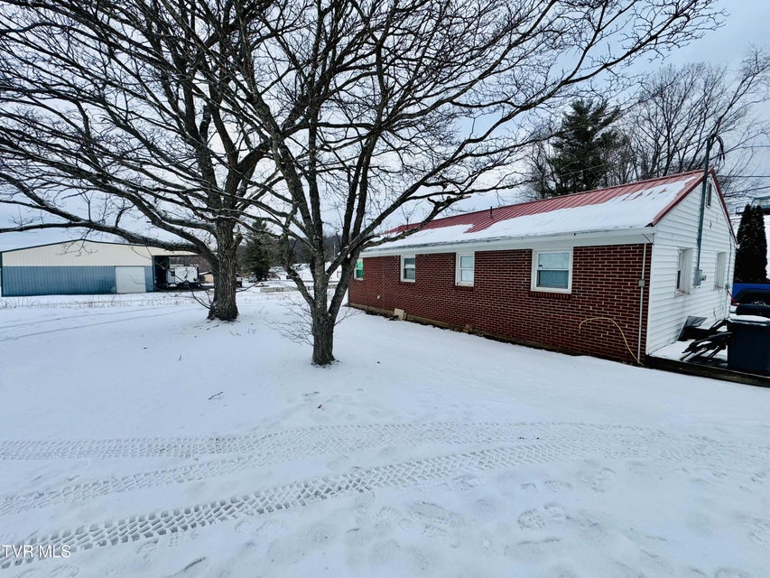 Photo #16: 1190 Saint Clairs Creek Road