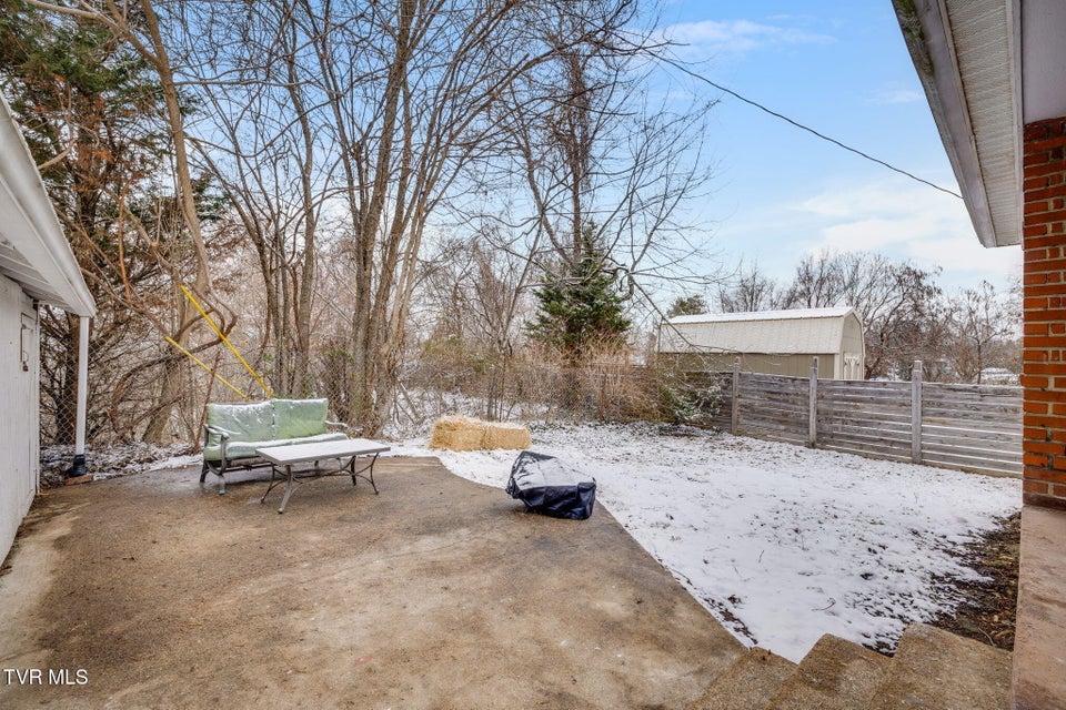 Photo #24: 910 Birch Street