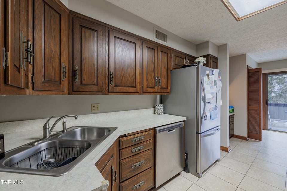 Photo #11: 138 Columbine Road