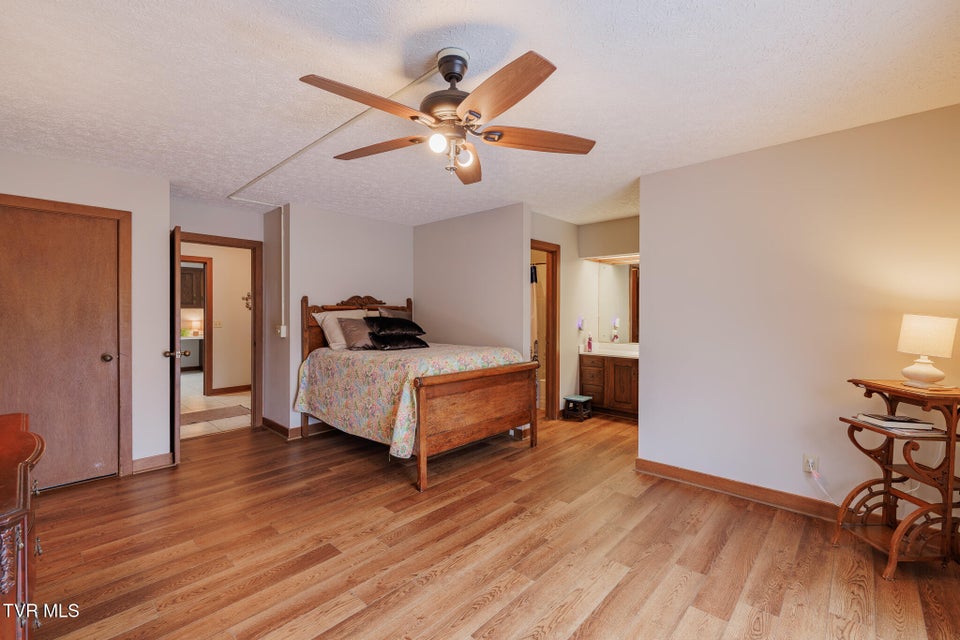 Photo #6: 138 Columbine Road