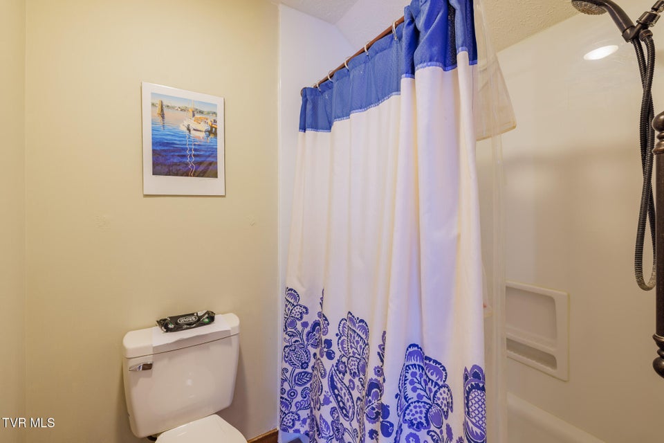 Photo #8: 138 Columbine Road