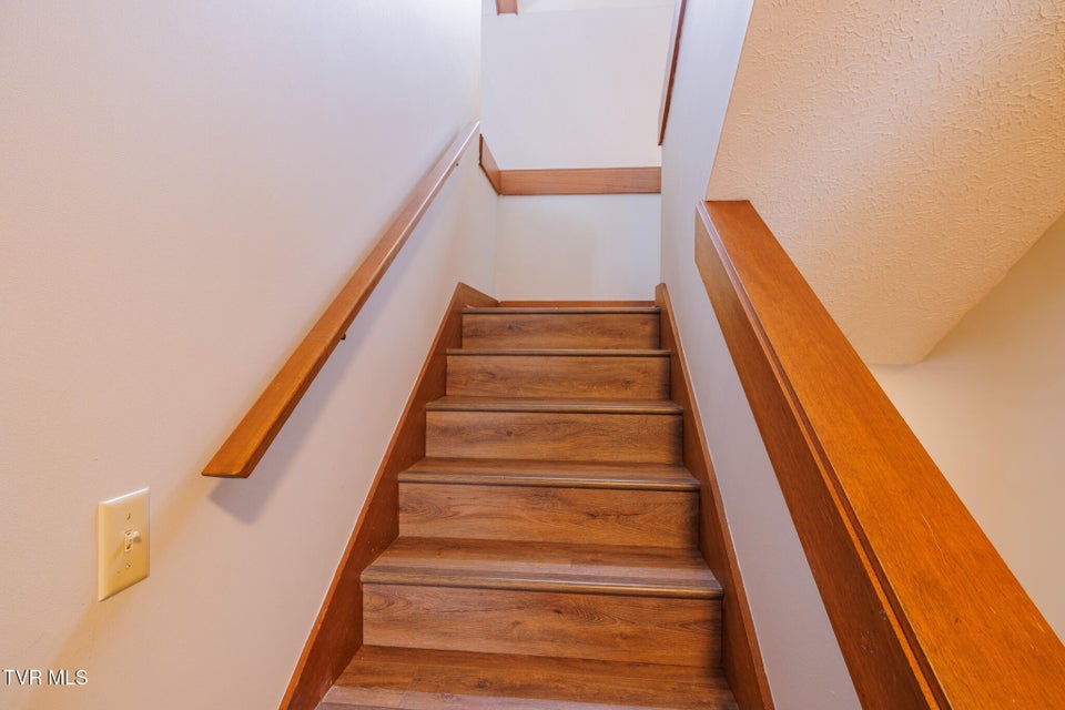 Photo #17: 138 Columbine Road