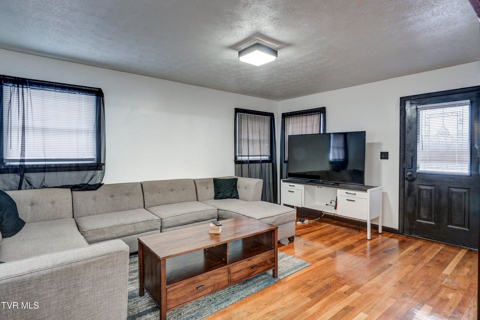 Photo #5: 1511 Holston Avenue