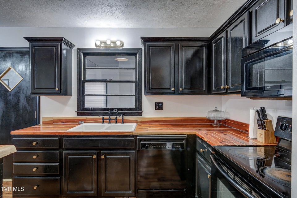 Photo #8: 1511 Holston Avenue