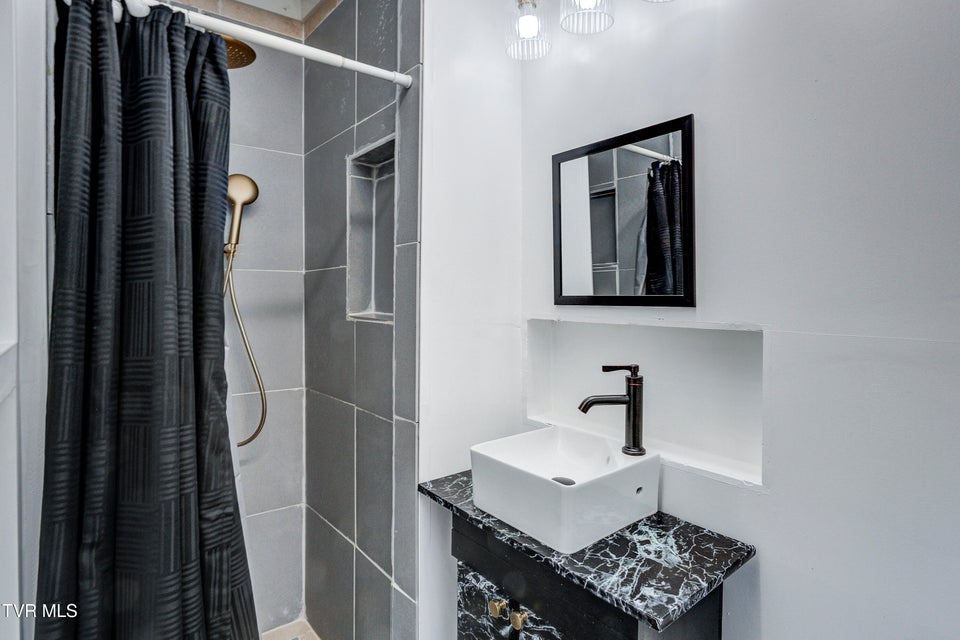 Photo #17: 1511 Holston Avenue