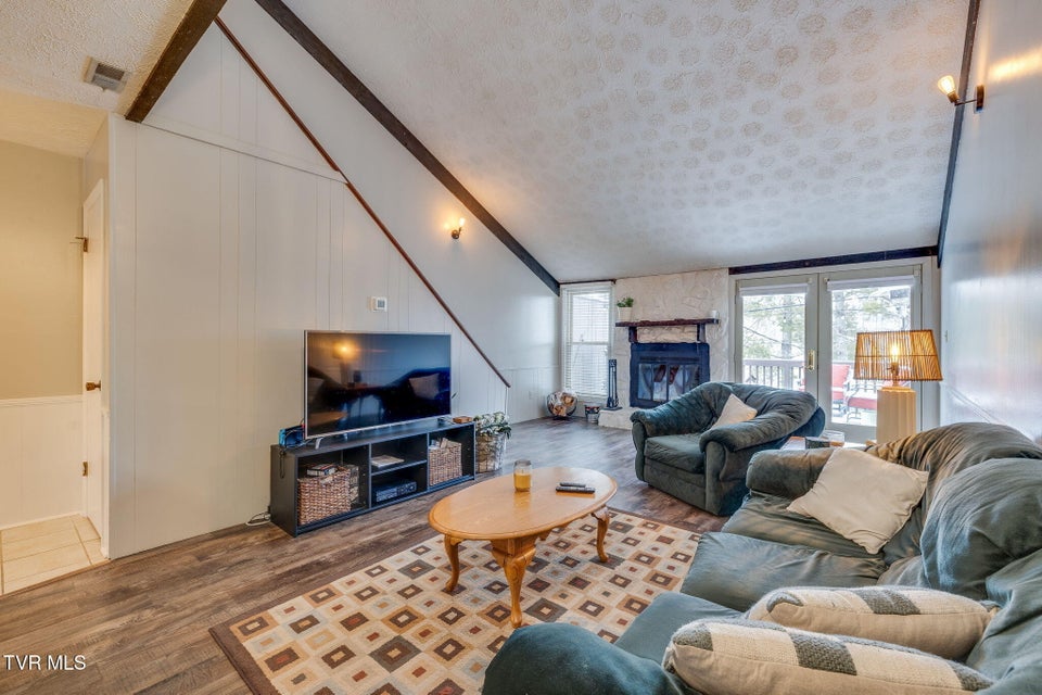 Photo #6: 780 Hamilton Road