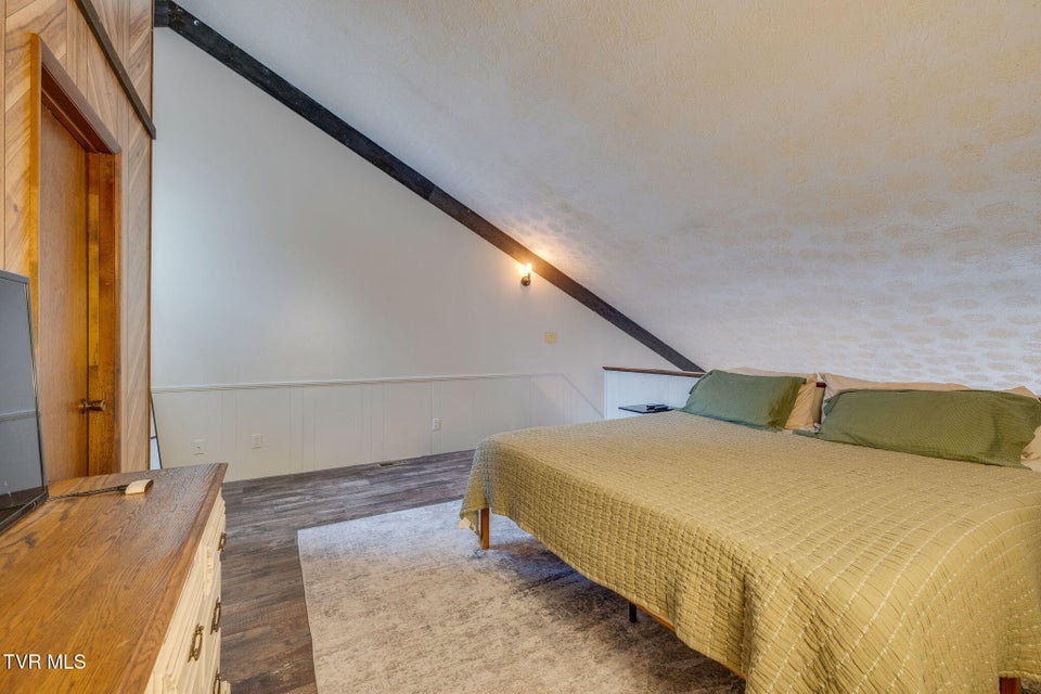 Photo #19: 780 Hamilton Road