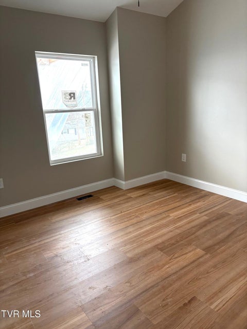 Photo #7: 1724 Pendleton Street