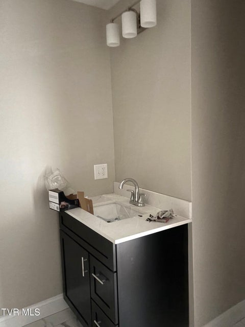 Photo #10: 1724 Pendleton Street