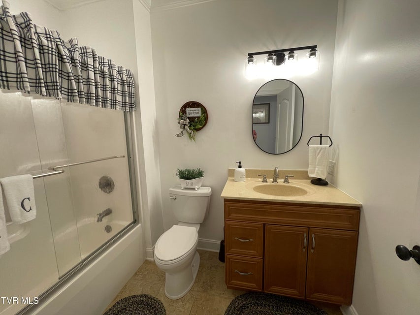 Photo #26: 251 Cresswood Drive