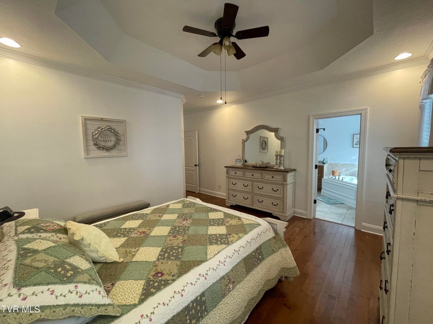 Photo #31: 251 Cresswood Drive