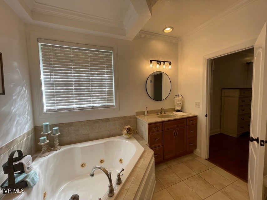 Photo #34: 251 Cresswood Drive