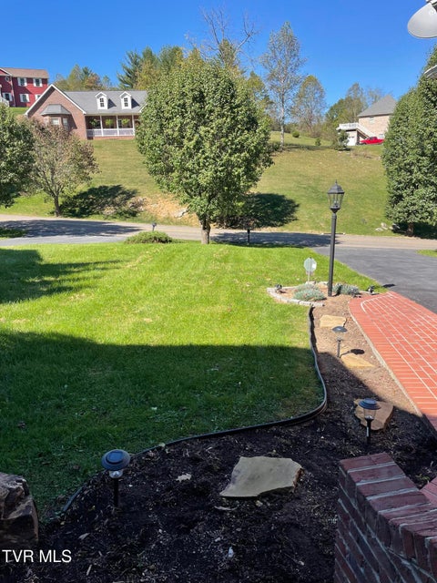 Photo #37: 251 Cresswood Drive