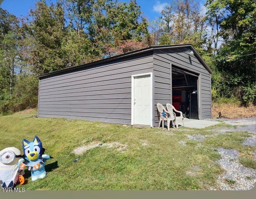 Photo #5: 138 Reynolds Drive