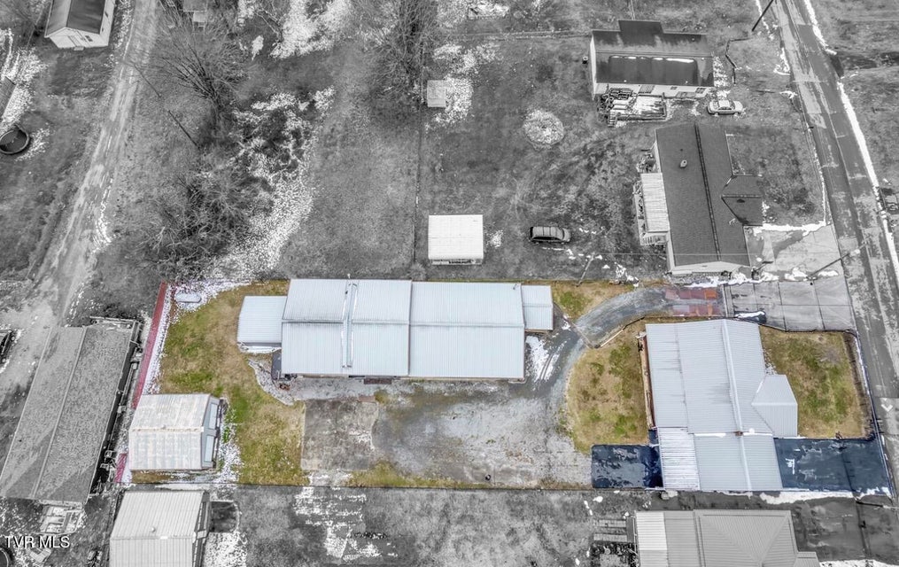 Photo #3: 3117 Blackburn Avenue