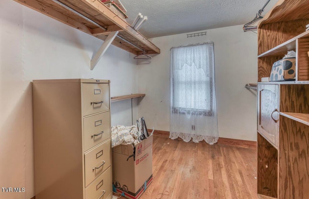 Photo #14: 3117 Blackburn Avenue