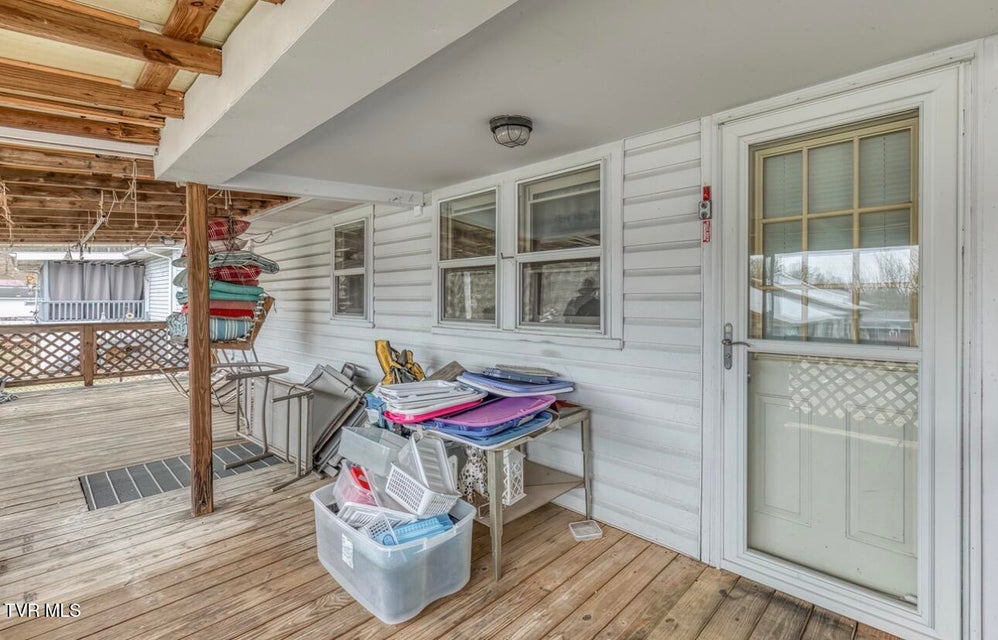 Photo #21: 3117 Blackburn Avenue