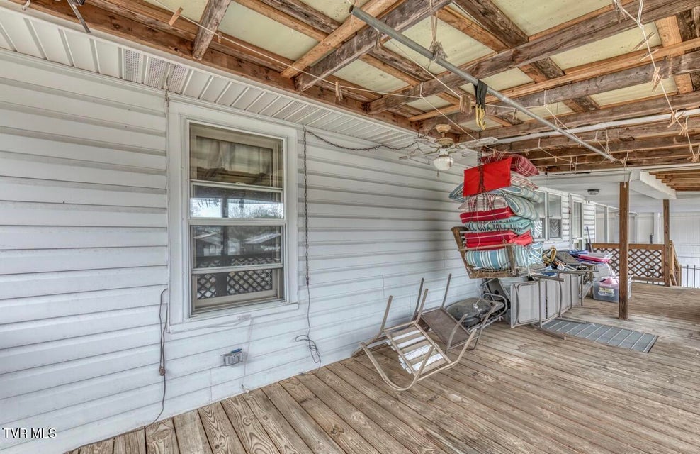 Photo #22: 3117 Blackburn Avenue