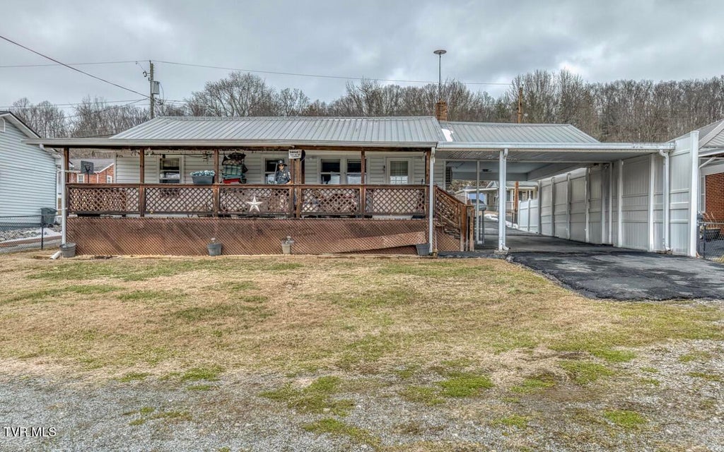 Photo #29: 3117 Blackburn Avenue