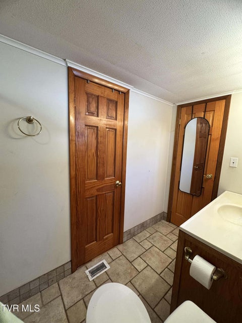 Photo #30: 138 Reynolds Drive