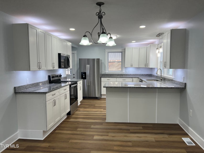 Photo #4: 1229 Harrison Avenue