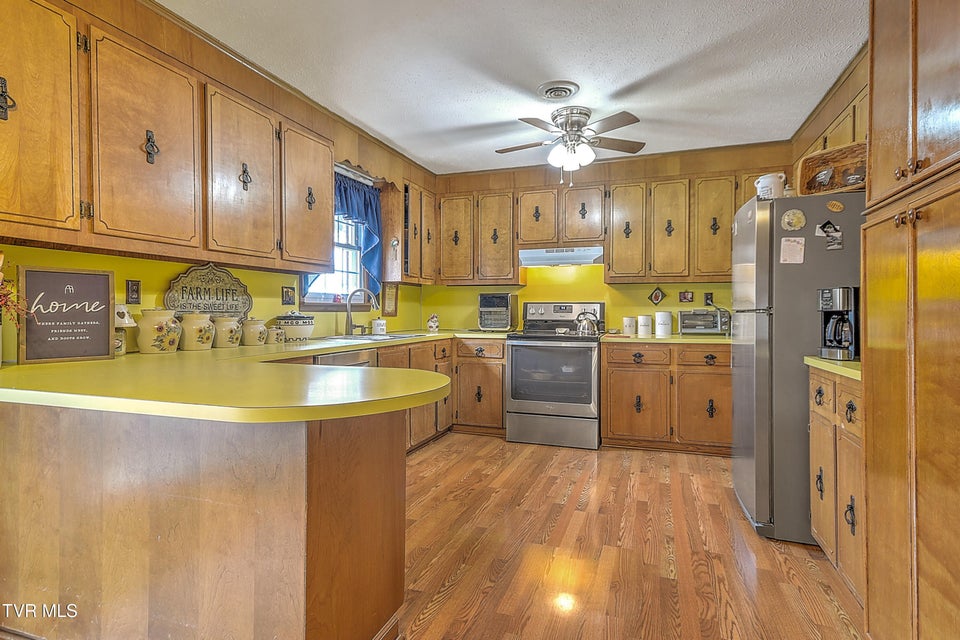 Photo #6: 215 Taylor Road