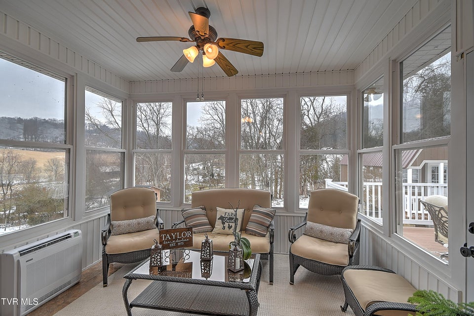 Photo #12: 215 Taylor Road