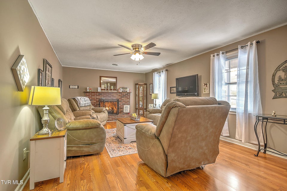 Photo #2: 215 Taylor Road