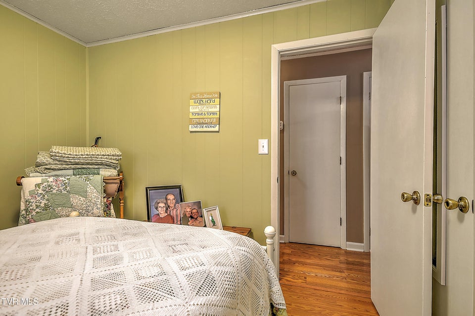 Photo #16: 215 Taylor Road