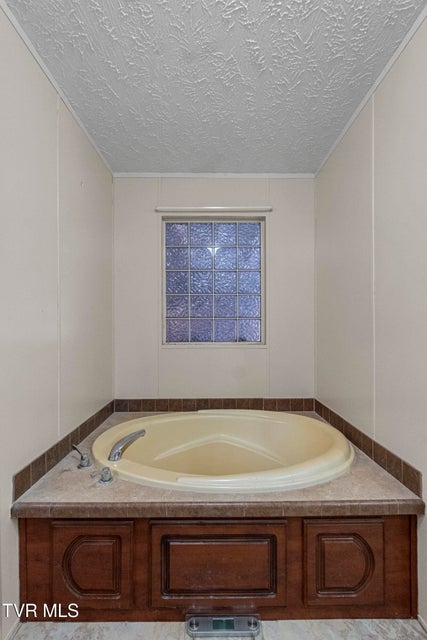 Photo #20: 721 Old Midway Road