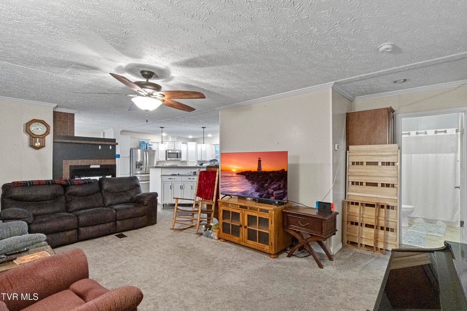 Photo #6: 721 Old Midway Road