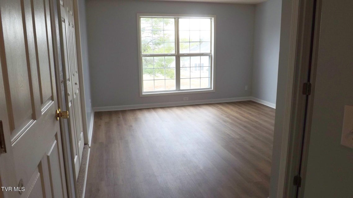 Photo #18: 140 Harvest Road