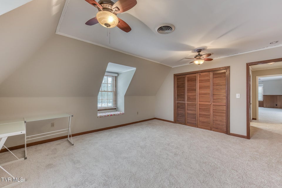 Photo #39: 605 Hillrise Boulevard