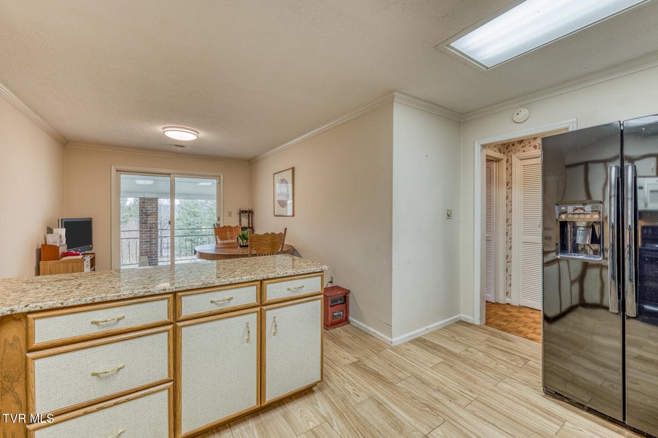 Photo #15: 305 Overbrook Drive