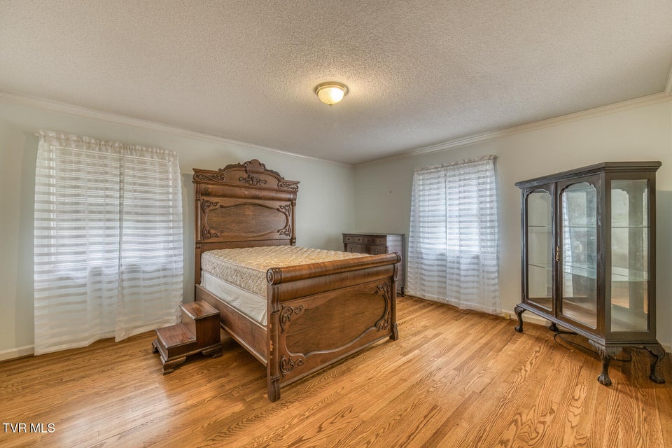 Photo #21: 305 Overbrook Drive