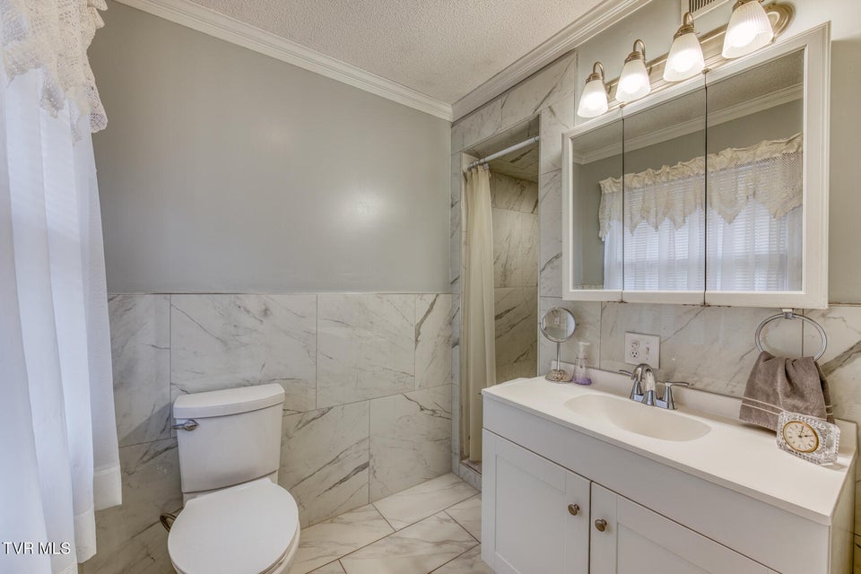 Photo #26: 305 Overbrook Drive