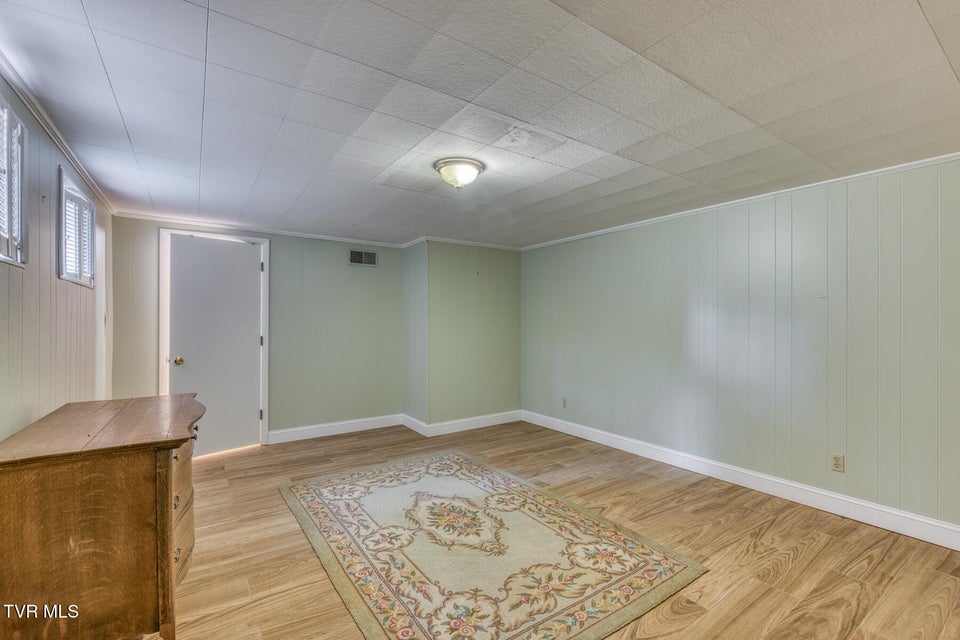 Photo #28: 305 Overbrook Drive