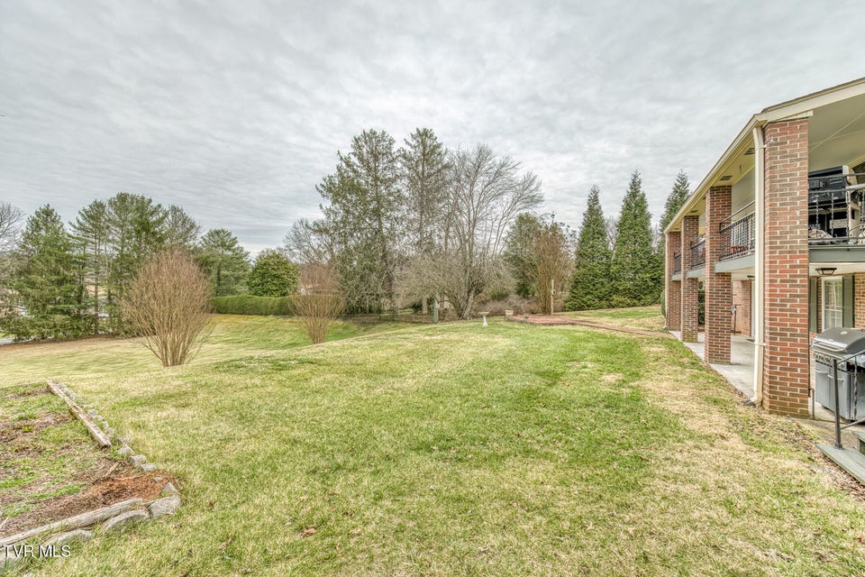 Photo #52: 305 Overbrook Drive