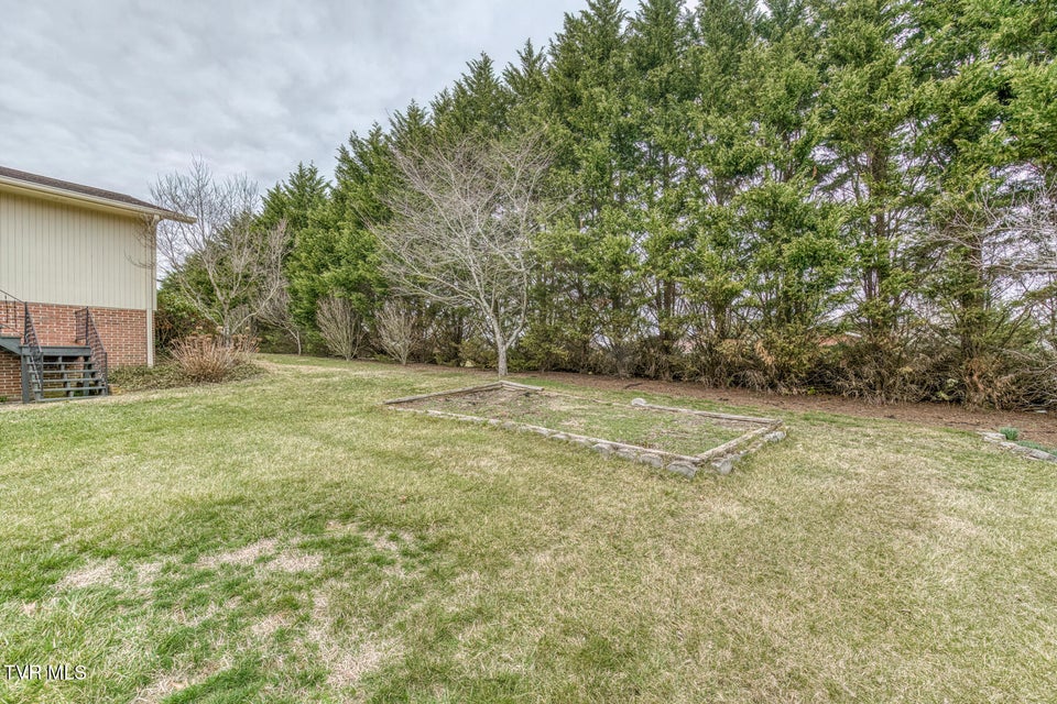 Photo #54: 305 Overbrook Drive