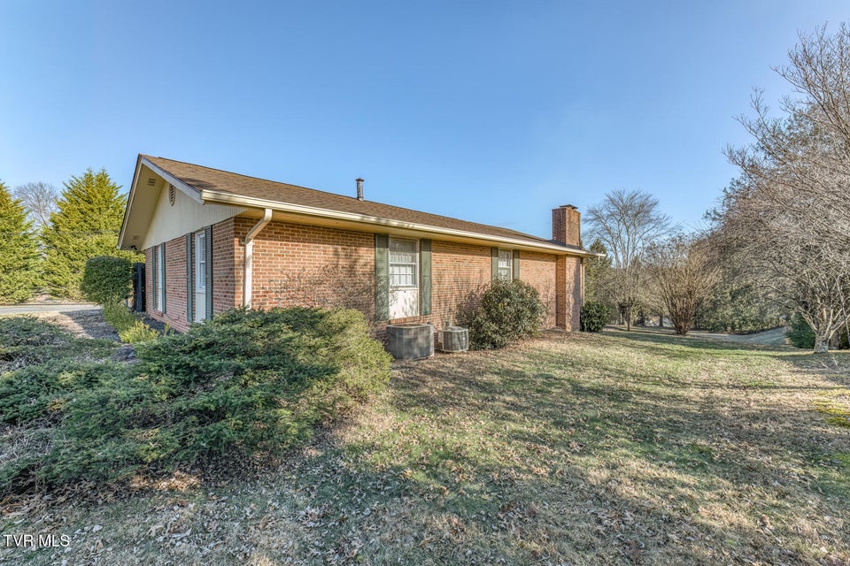 Photo #72: 305 Overbrook Drive