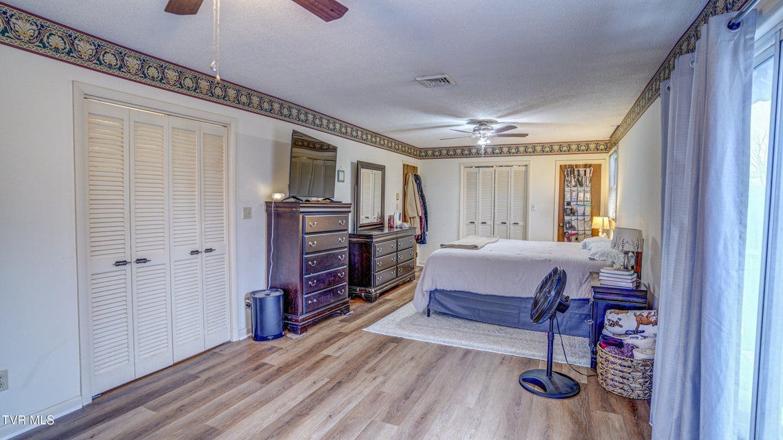 Photo #18: 341 Belmont Drive