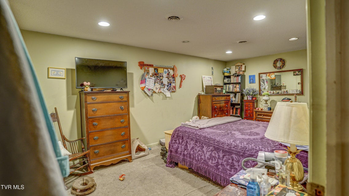 Photo #33: 341 Belmont Drive