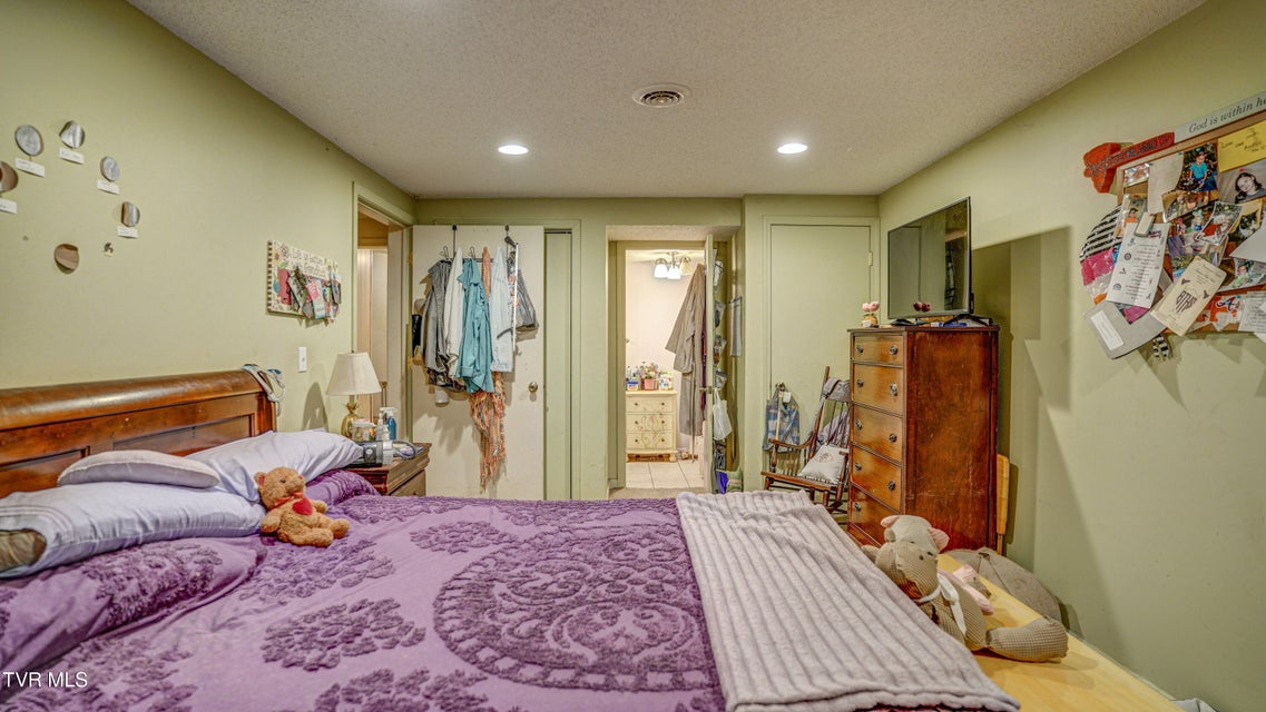 Photo #35: 341 Belmont Drive